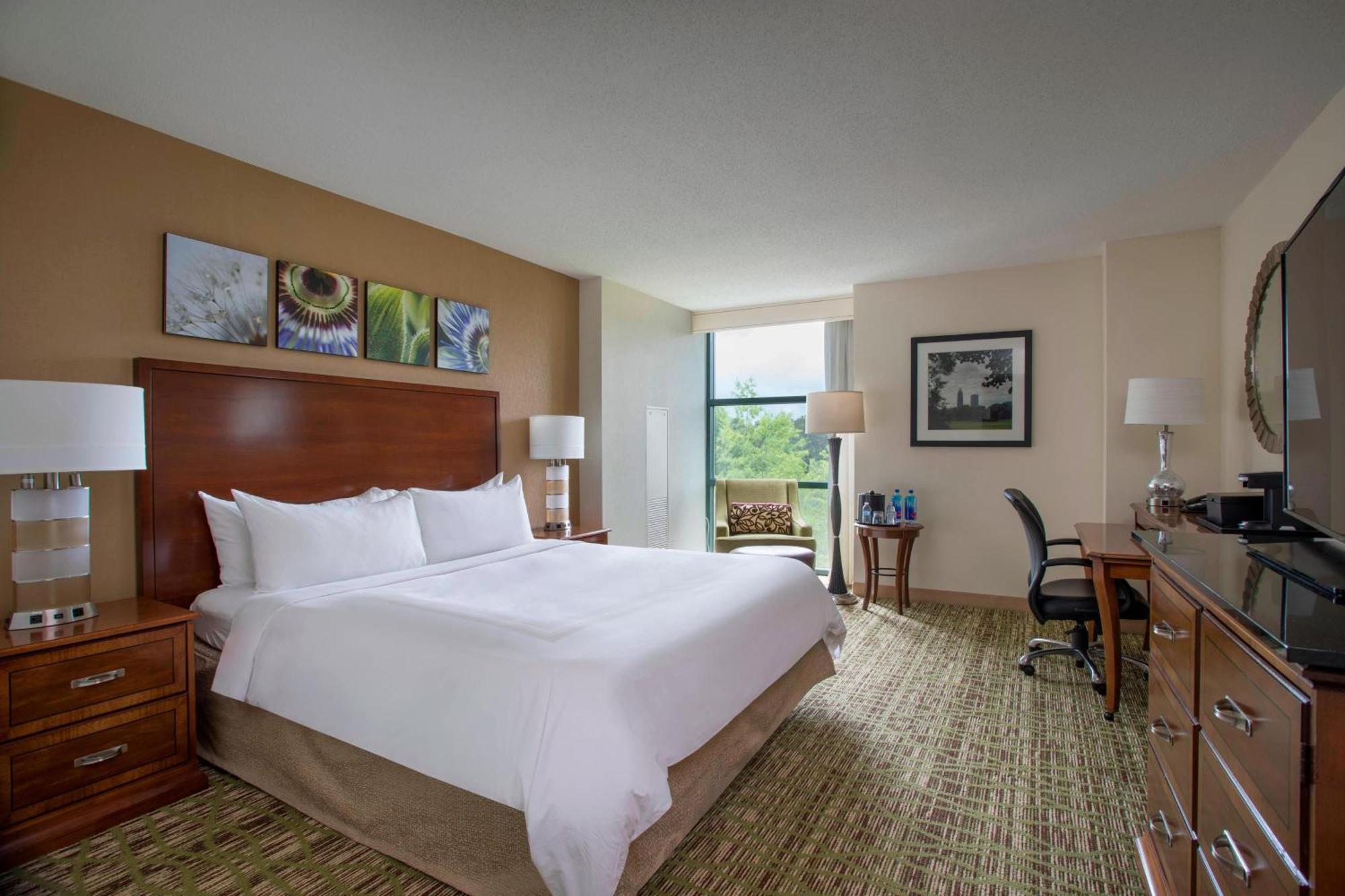 Отель Atlanta Marriott Альфаретта Экстерьер фото